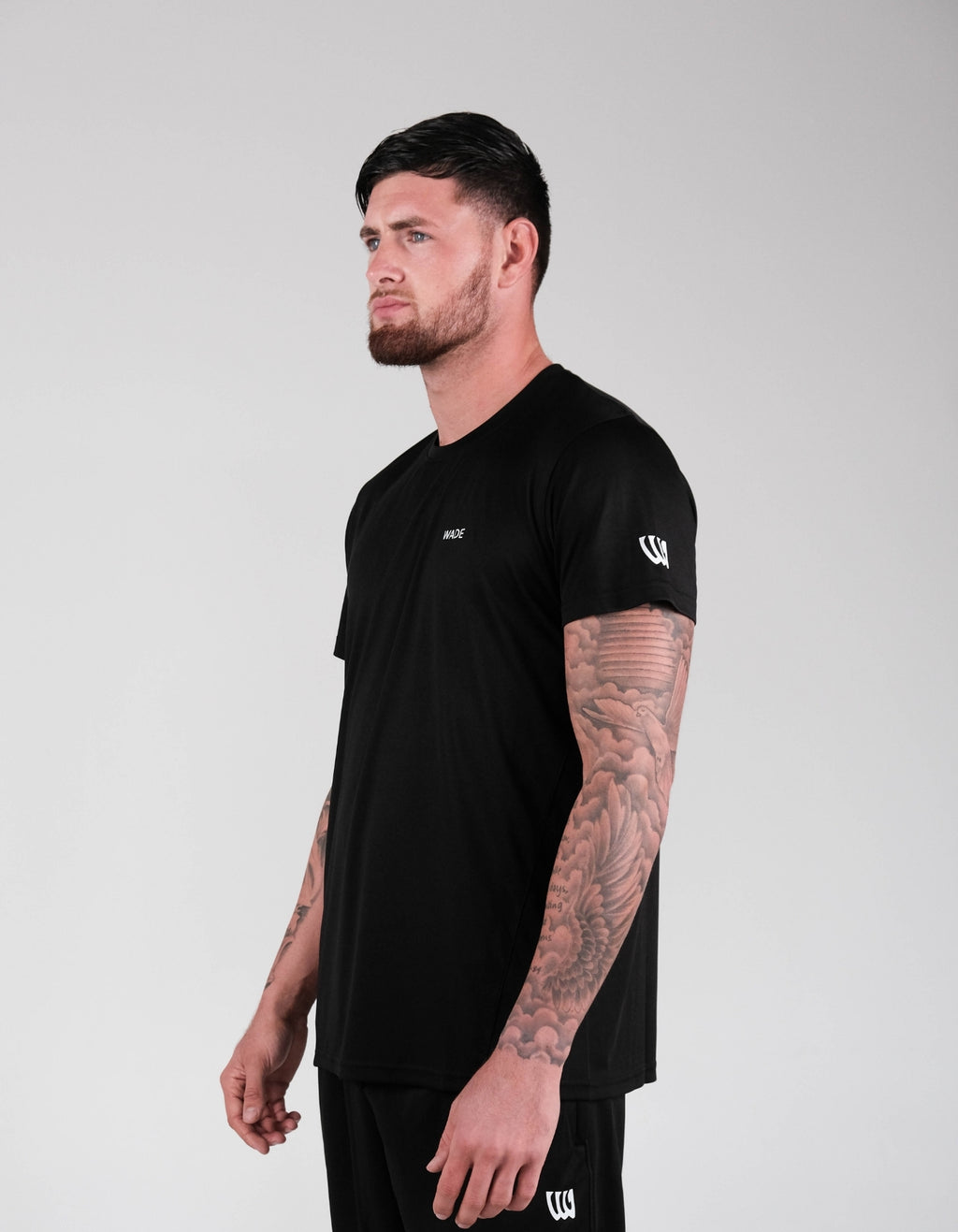Wade Panelled logo icon tee black