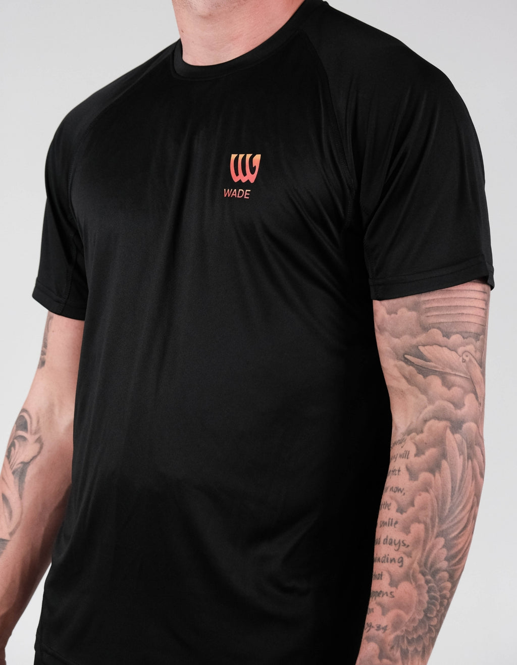 Wade Gradient Core Tee Essential