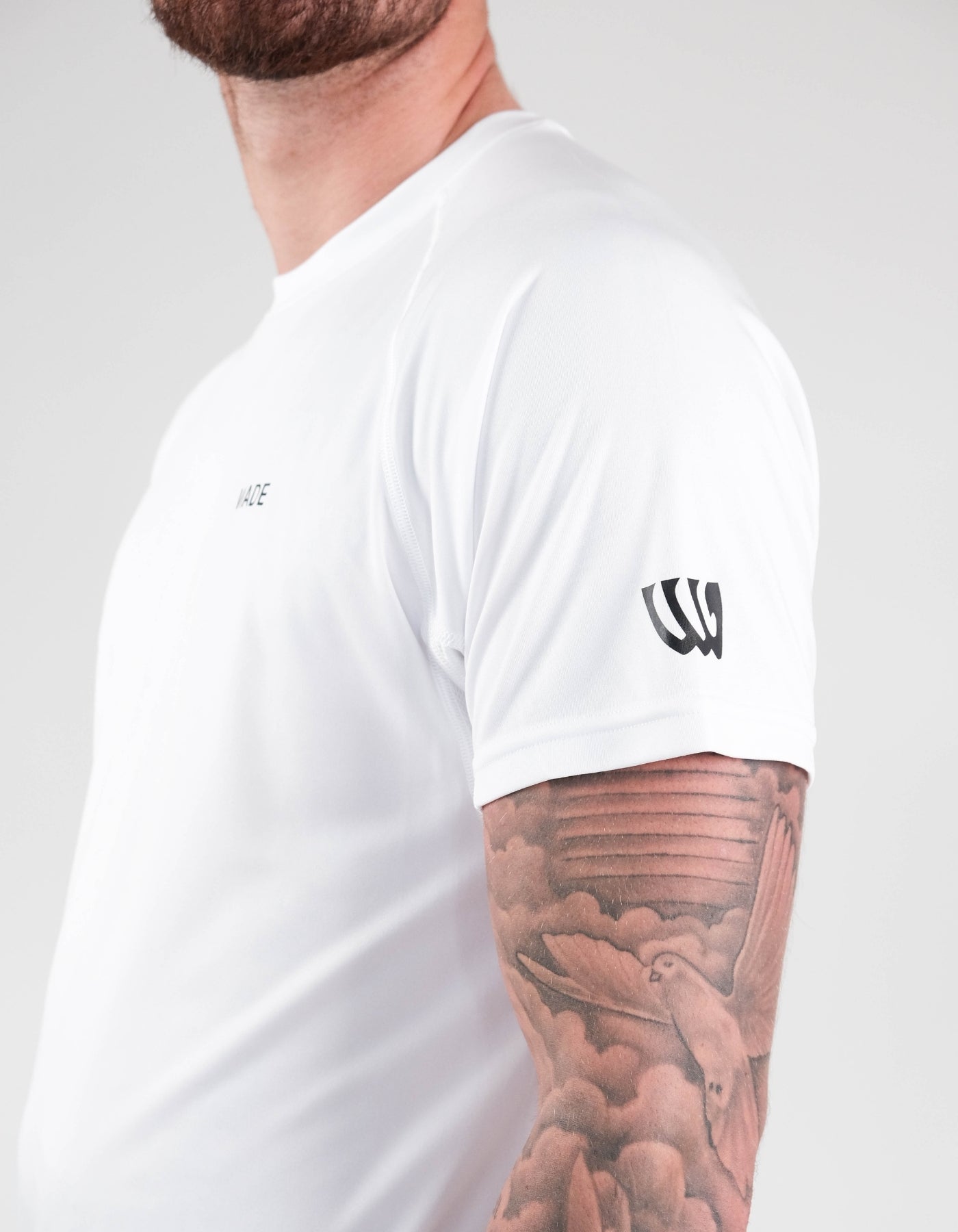 Wade panelled icon logo tee white